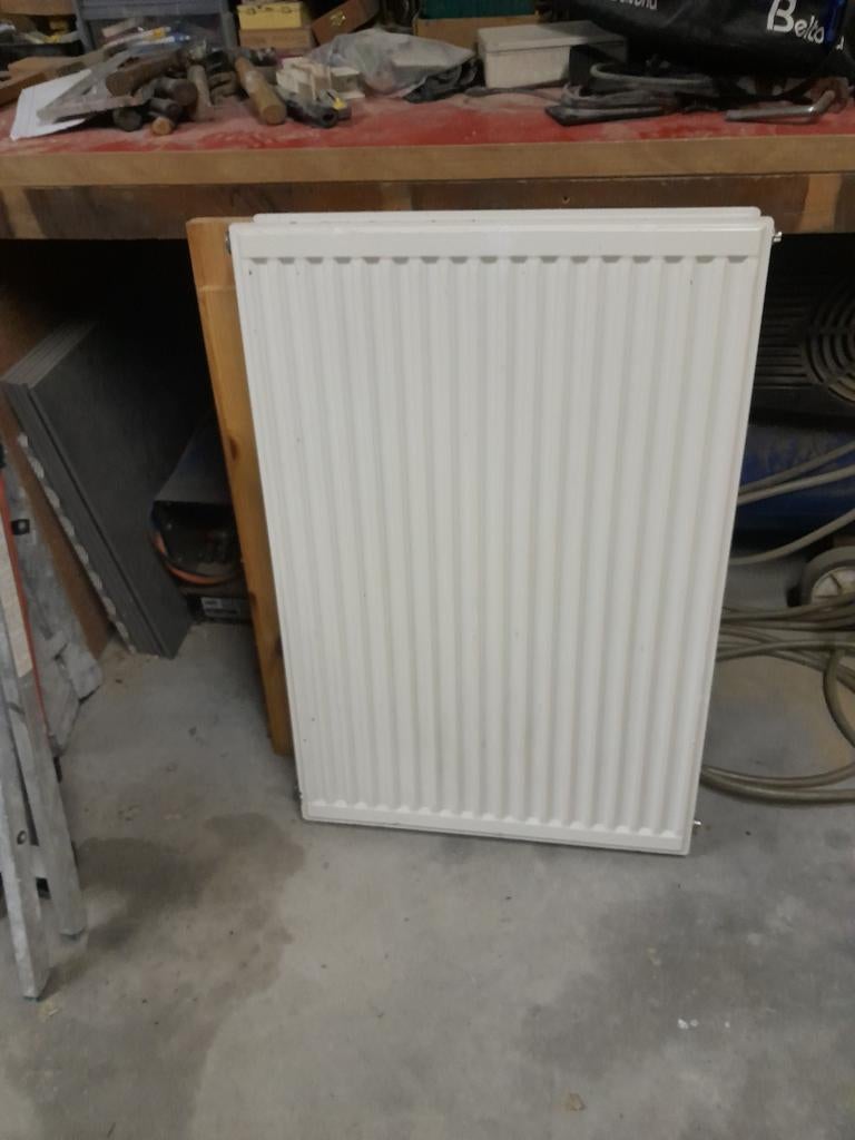 Radiator 60cm x90cm, Doe-het-zelf en Verbouw, Verwarming en Radiatoren, Ophalen of Verzenden, 60 tot 150 cm, Radiator, 30 tot 80 cm