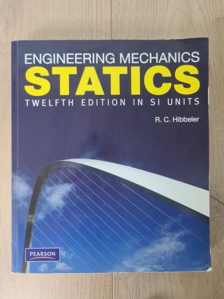 Engineering Mechanics Statics - 12th Edition, R.C. Hibbeler, Zo goed als nieuw, Beta, HBO