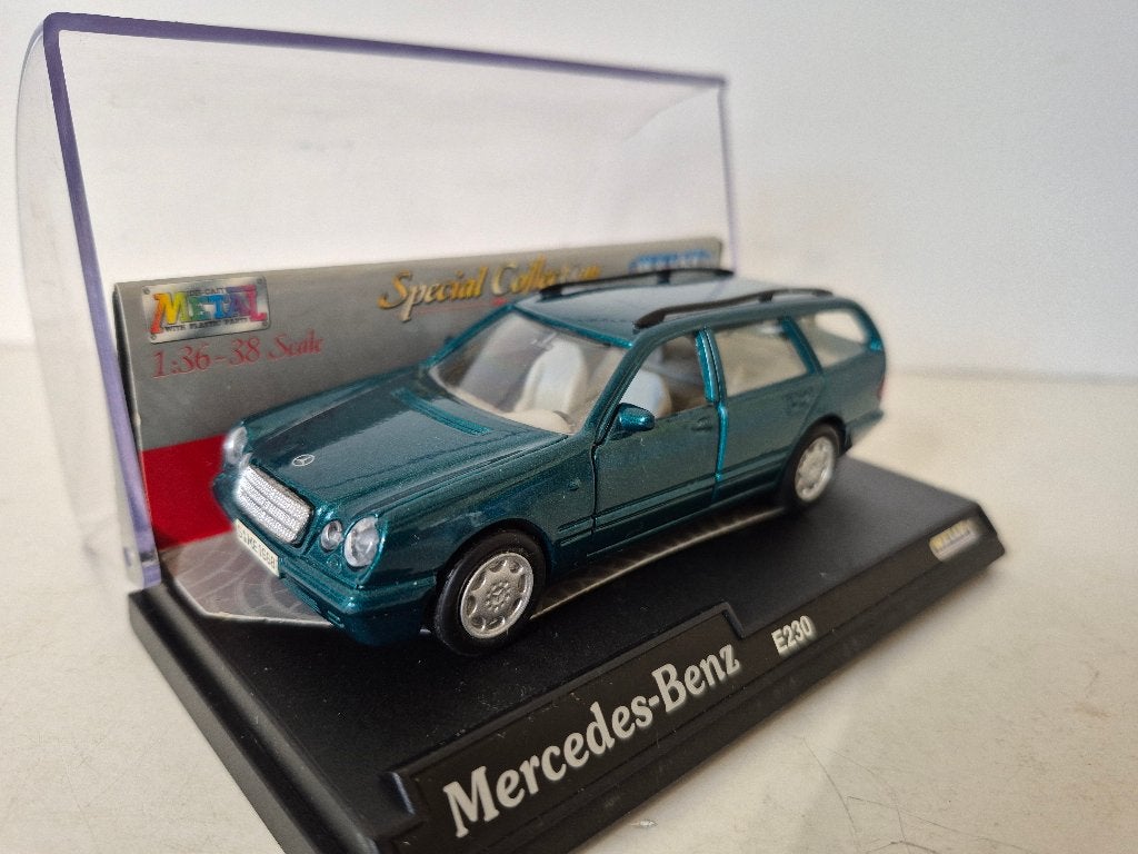 Welly Mercedes-Benz E 230 T metallic groen, Ophalen of Verzenden, Nieuw, Auto, Overige merken
