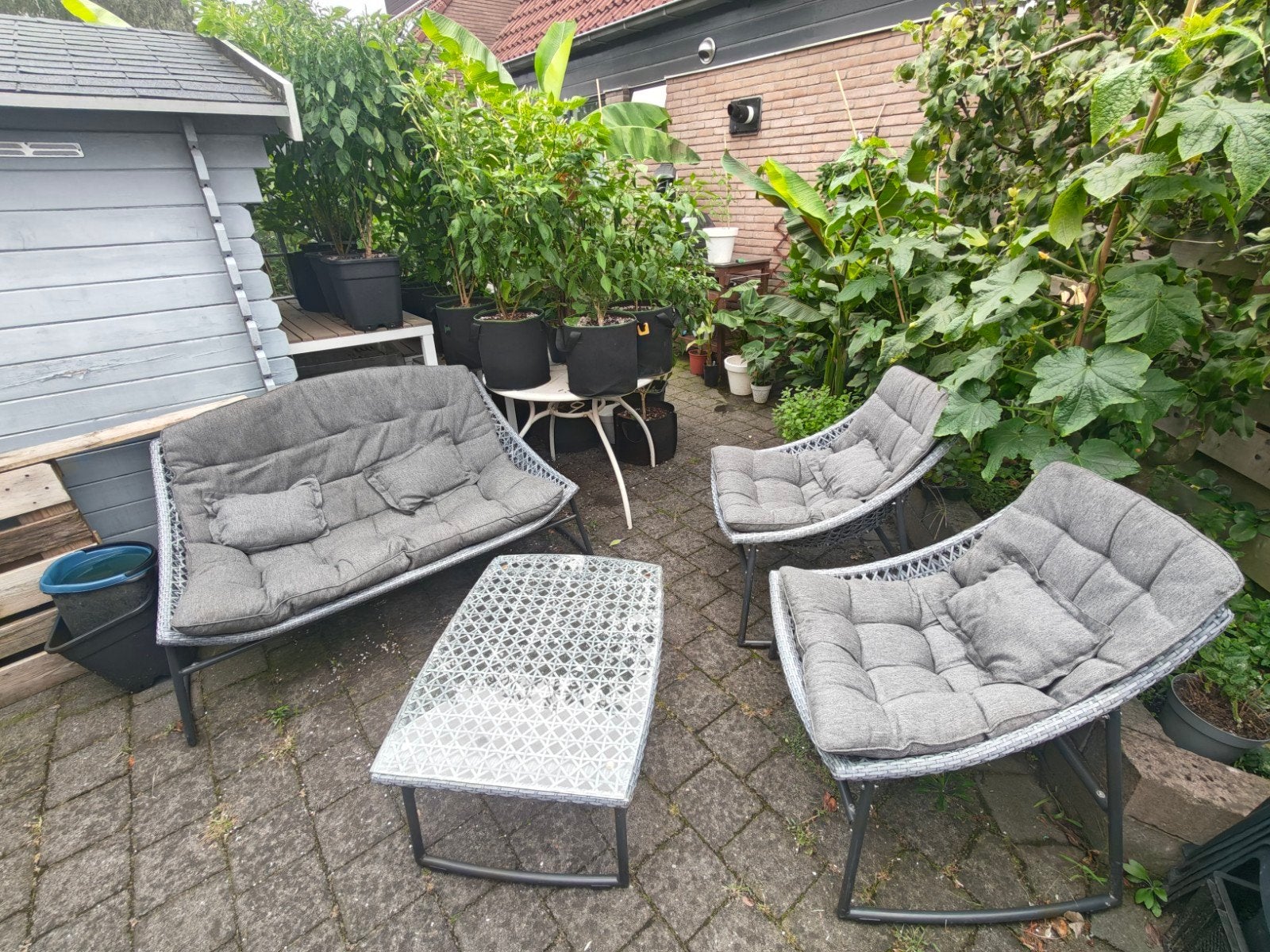 Complete loungeset met bank, stoelen en bijzettafel, 4 zitplaatsen, Gebruikt, Ophalen of Verzenden, Bank