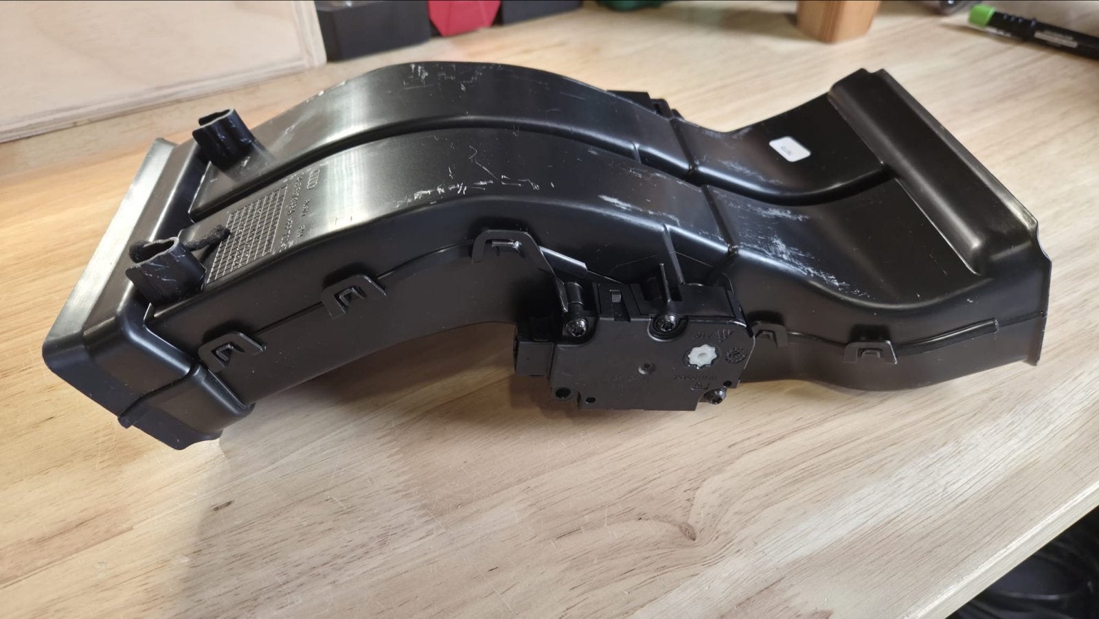 Audi e-tron kachelklep motor 4KE857042A zo goed als nieuw, Ophalen of Verzenden, Nieuw, Audi