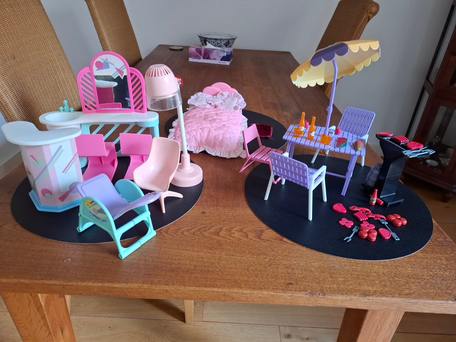 Te koop : Vintage meubeltjes voor de " Barbie-poppen ", Ophalen of Verzenden, Gebruikt, Gebruiksvoorwerp