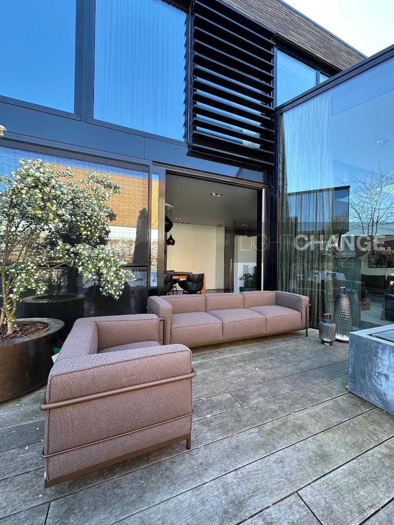 Cassina LC3 High-end set 2x fauteuil + 3zitsbank NIEUW -45%, Tuin en Terras, Tuinsets en Loungesets, 5 zitplaatsen, Waterstad 23