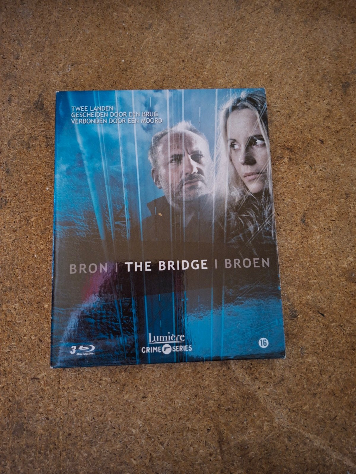 Bron | The Bridge | Broen - Lumière Crime Series Blu-ray, Vanaf 16 jaar, Nederlands, Ophalen of Verzenden, Zo goed als nieuw