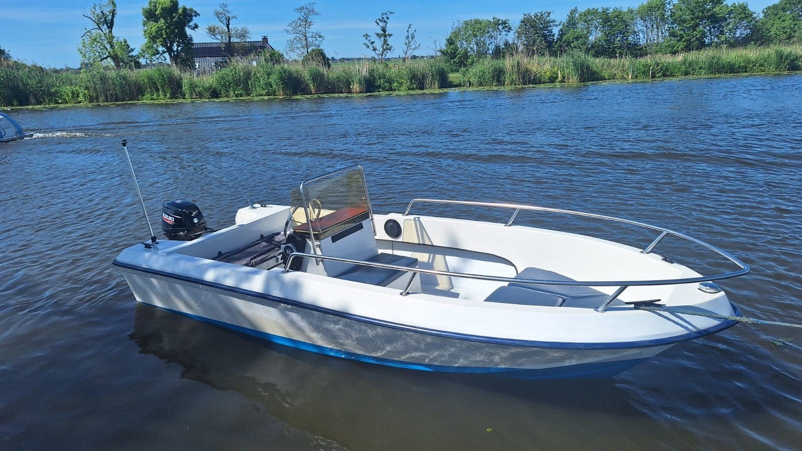Wato 420 met suzuki 20pk efi, Ophalen, Buitenboordmotor, Consoleboot, Verlichting
