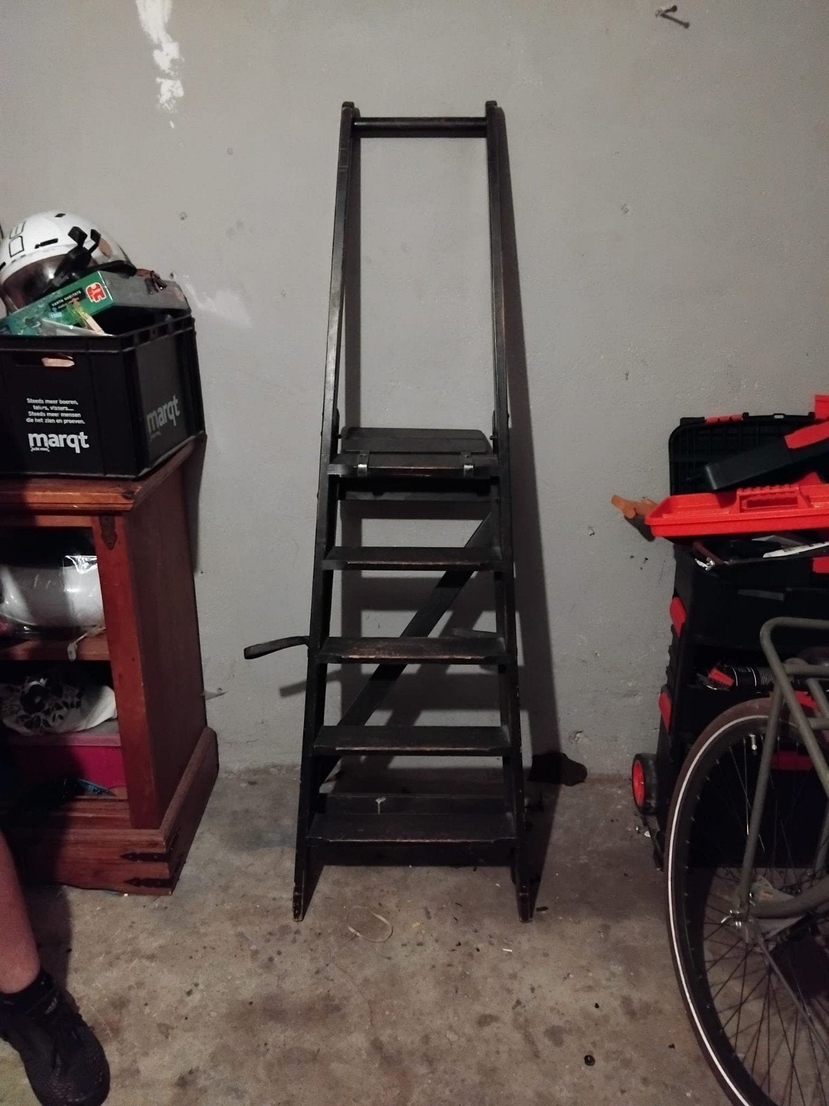 Houten trap - Stevige en compacte huishoudtrap, Doe-het-zelf en Verbouw, Ophalen, Gebruikt, Trap, Minder dan 2 meter