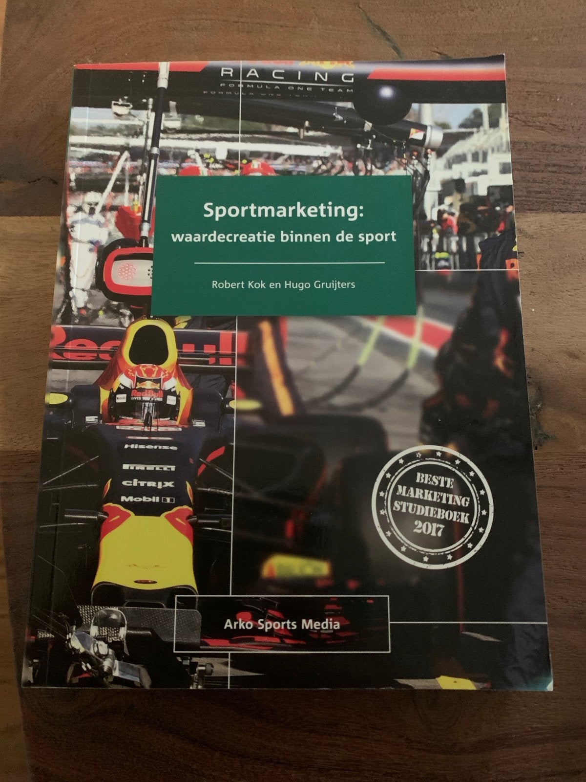 Sportmarketing: waardecreatie binnen de sport, Ophalen of Verzenden, Alpha, Zo goed als nieuw, HBO