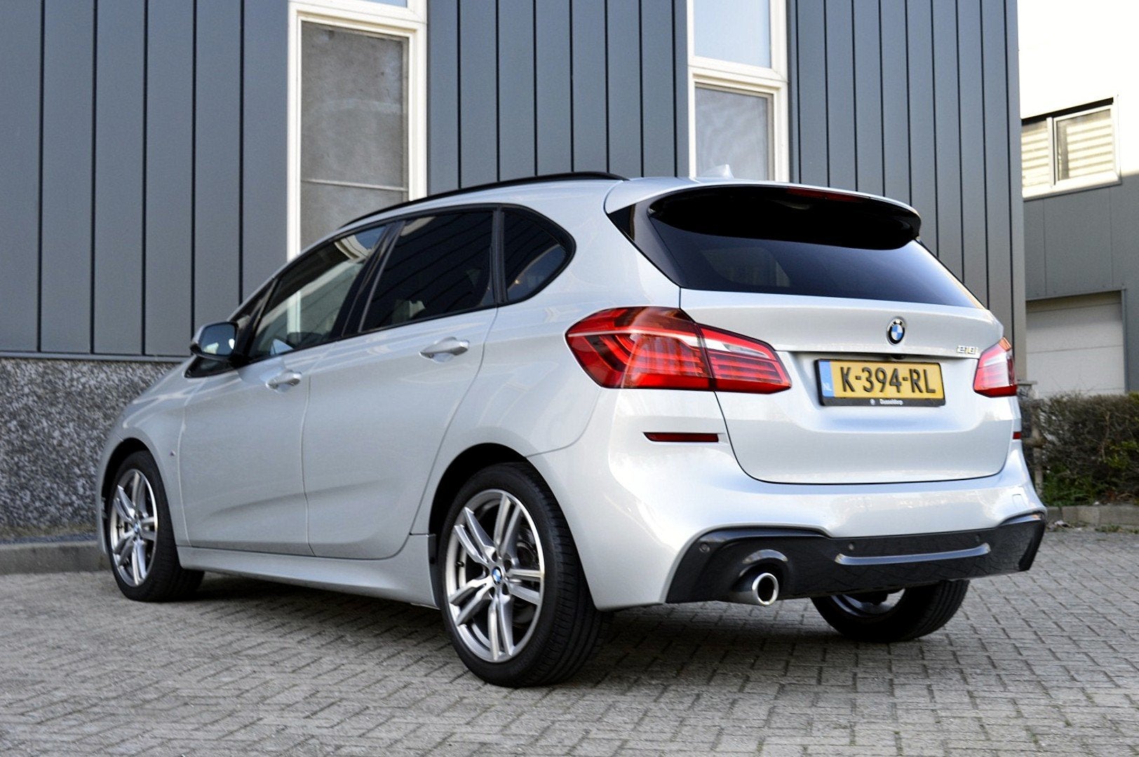 BMW 2 Serie Active Tourer 218i M-sport Rijklaarprijs-Garanti, 12 maanden, 136 pk, Gebruikt, Leder en Stof