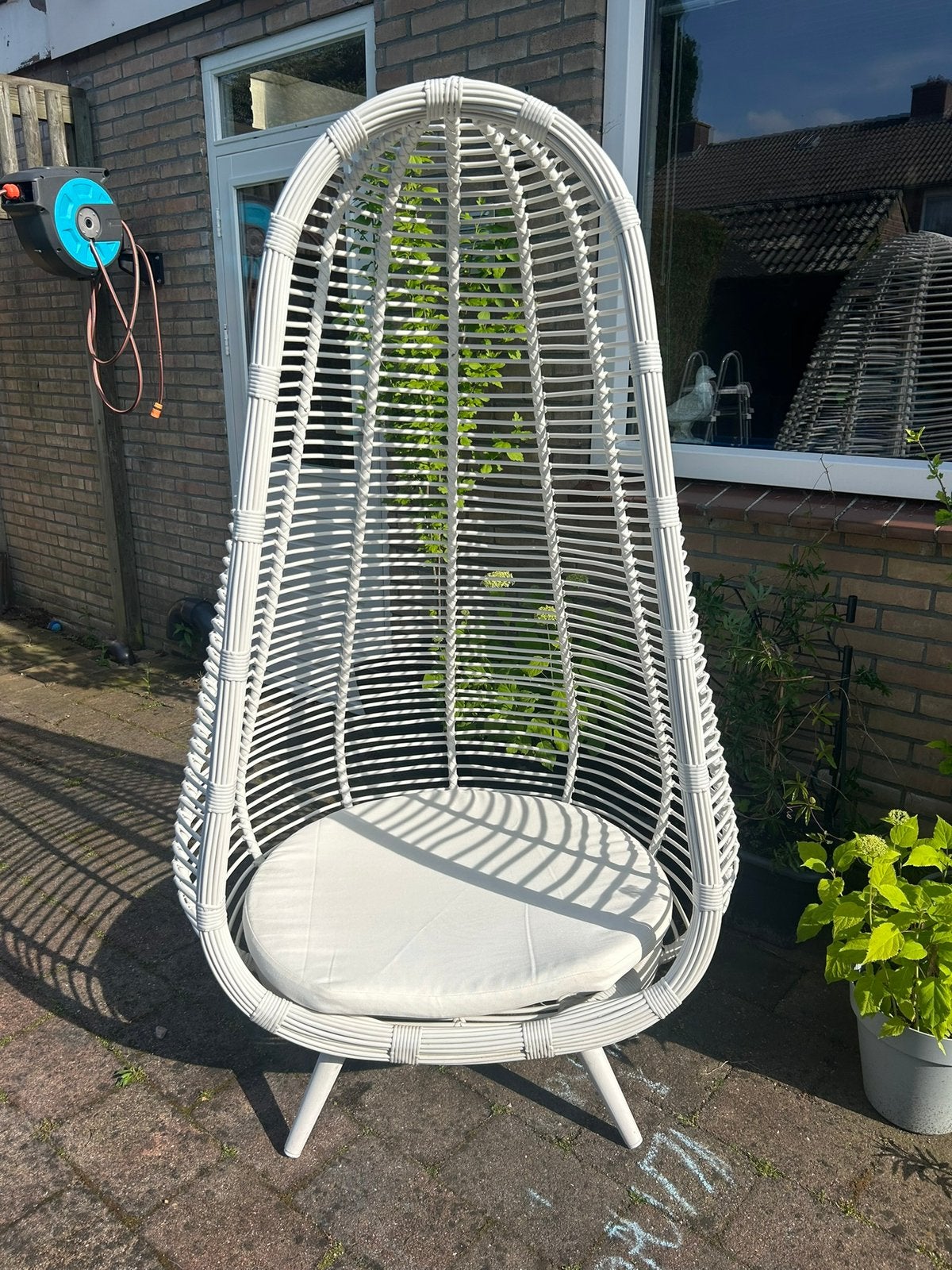 Luxe Staande Egg Chair / Cocoon Chair Wit, Ophalen, Gebruikt, Kunststof