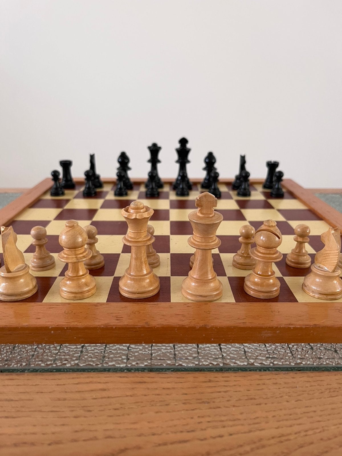 Vintage schaakbord + schaakstukken chessboard schaken, Hobby en Vrije tijd, Ophalen of Verzenden, Gebruikt