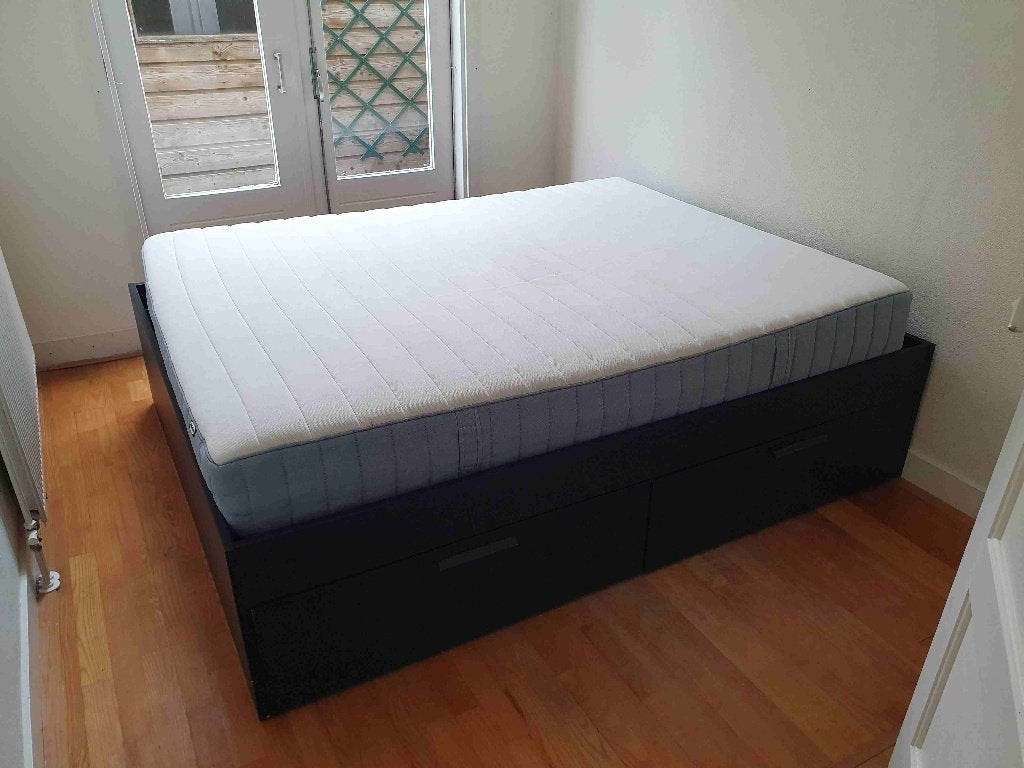 IKEA bed 160 cm met 4 lades (2 lades beschadigd), Ophalen, Gebruikt, Zwart, Tweepersoons