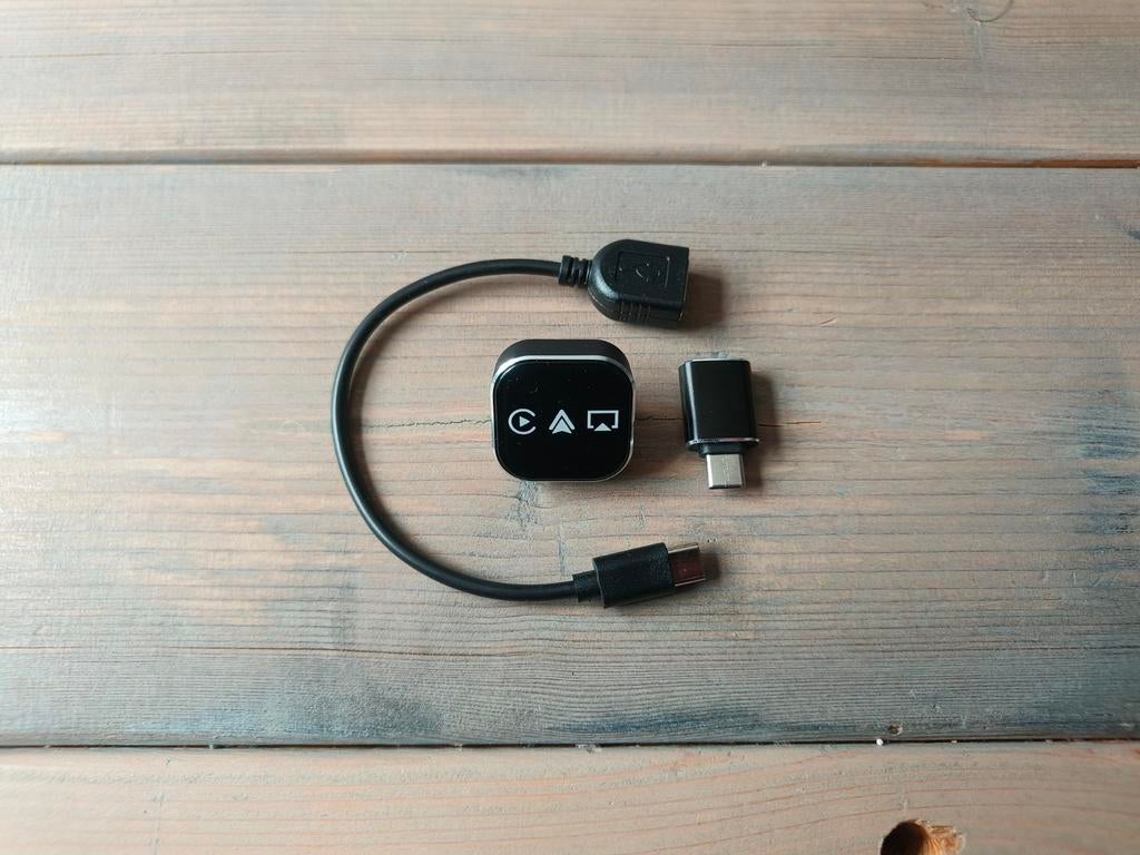Draadloze Android auto/Apple CarPlay adapter, Ophalen of Verzenden, Zo goed als nieuw