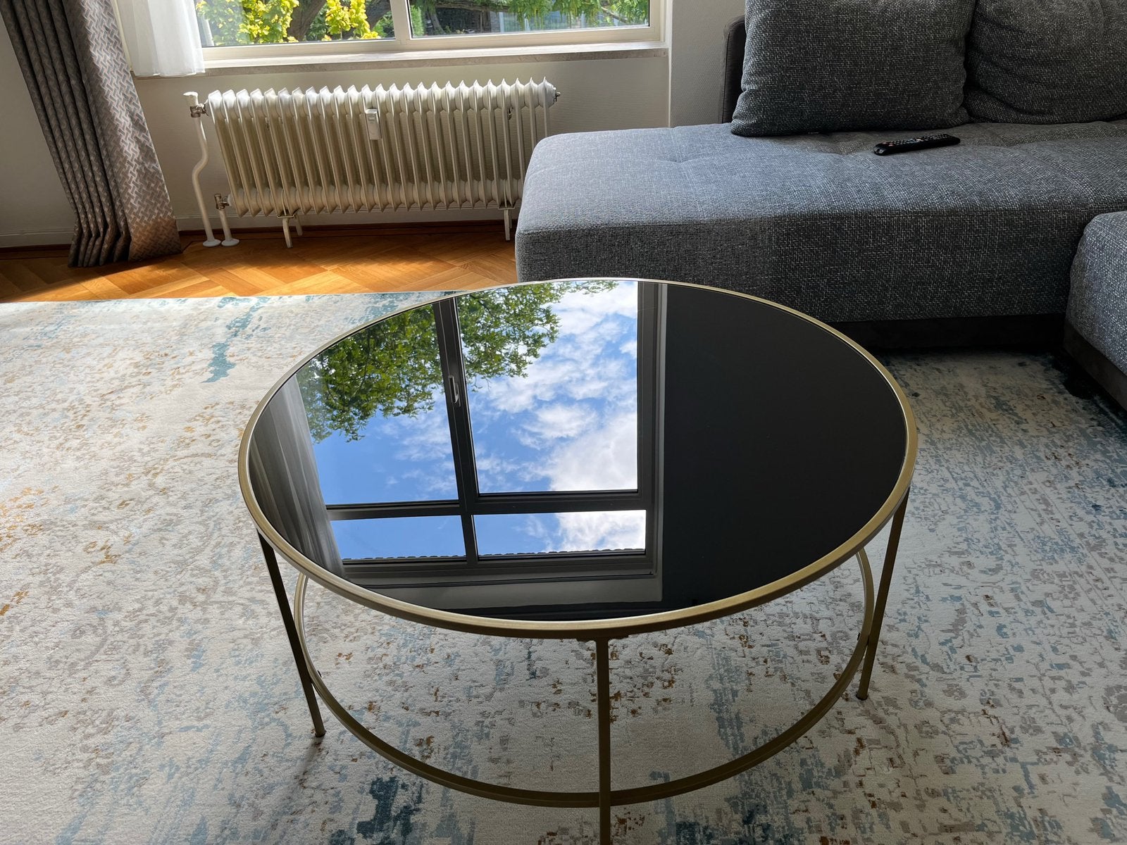 Round gold metal glass coffee table, Ophalen, Gebruikt, 50 tot 100 cm, Rond