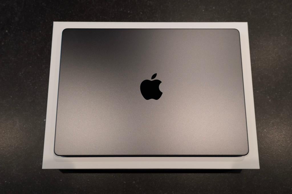 MacBook Pro 14" '24 M4 Pro 12/16 Core 24GB, 512GB Spacezwart, MacBook Pro, 13 inch, 512 GB, Ophalen of Verzenden