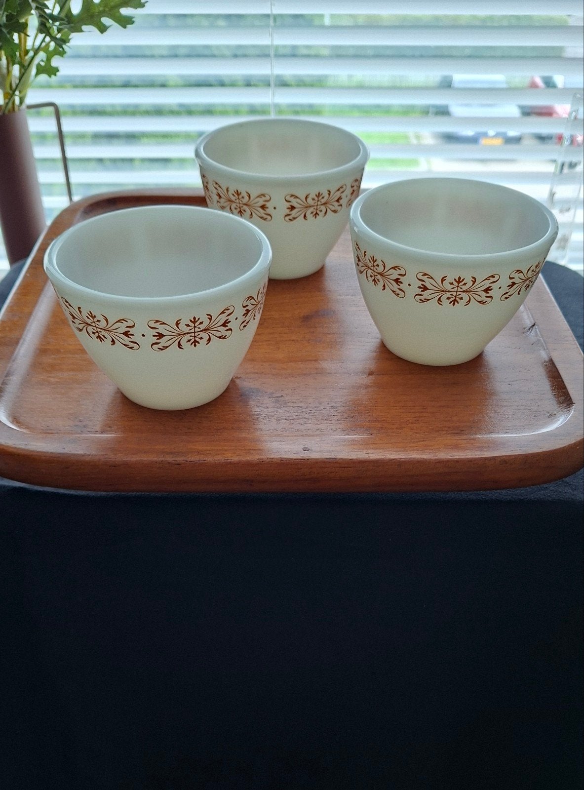 Set van 3 vintage Pyrex melkglas kommen, Ophalen of Verzenden