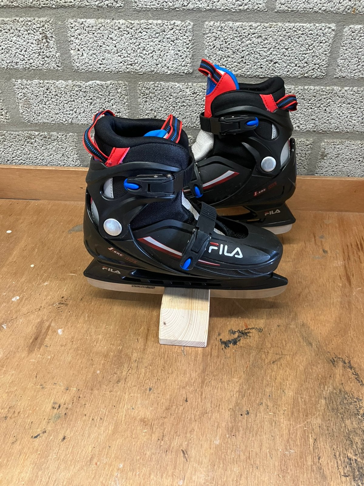 Fila schaatsen maat 36-40, Ophalen of Verzenden, Zo goed als nieuw, IJshockeyschaatsen, Overige merken