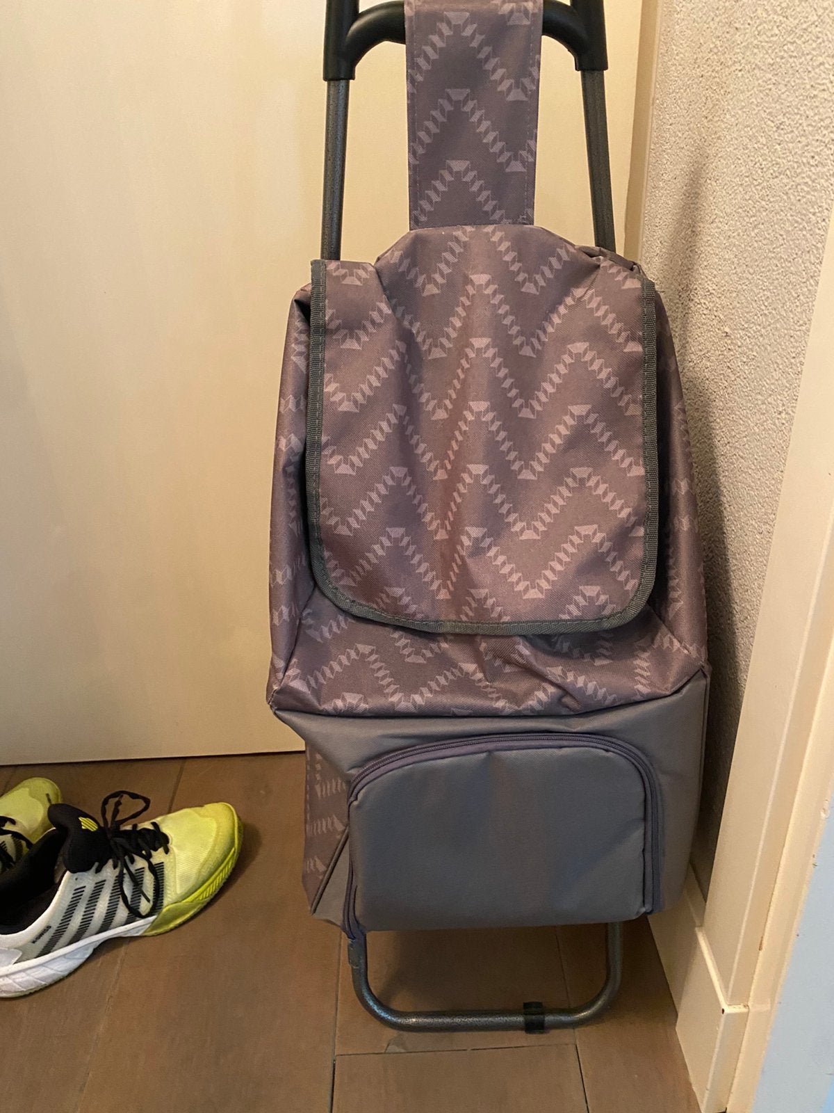 Boodschappen trolly, Sieraden, Tassen en Uiterlijk, Tassen | Reistassen en Weekendtassen, Ophalen, Zo goed als nieuw, 30 cm of meer
