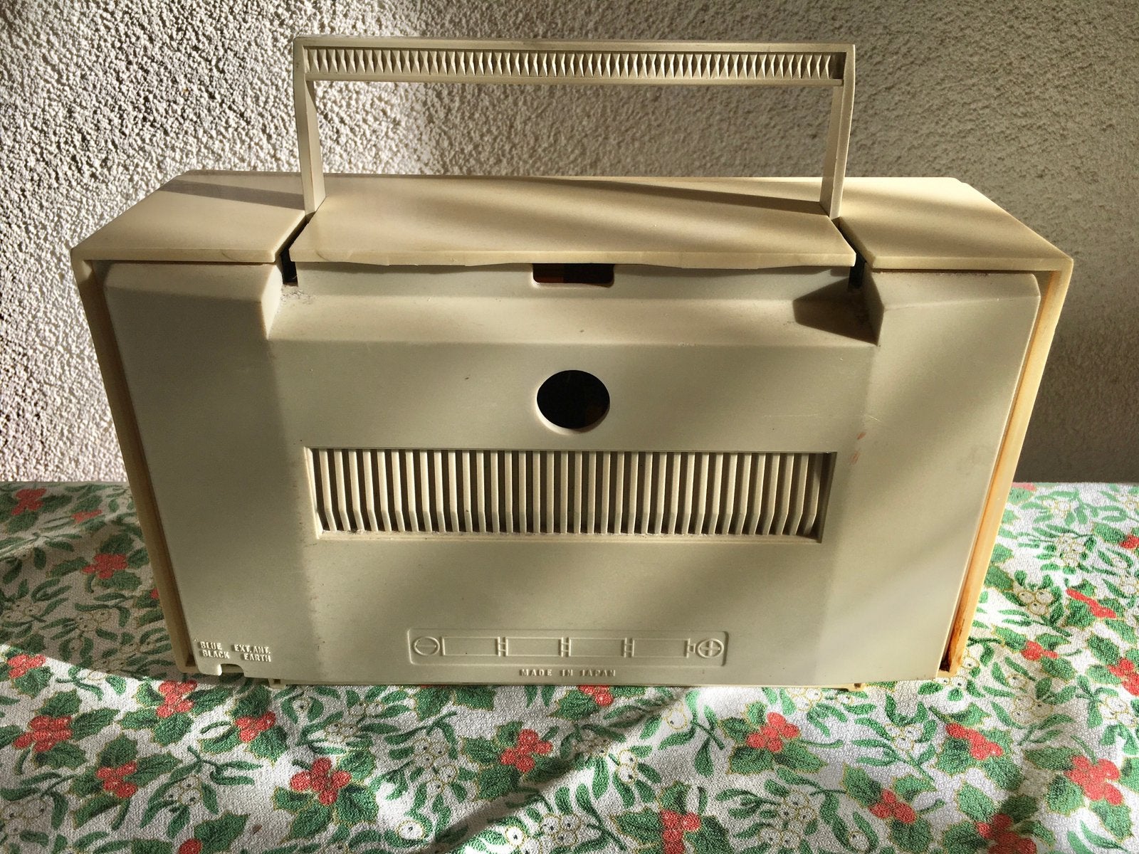 Oude transistor radio sharp spelend vaste pr incl vzk, Ophalen of Verzenden, Radio