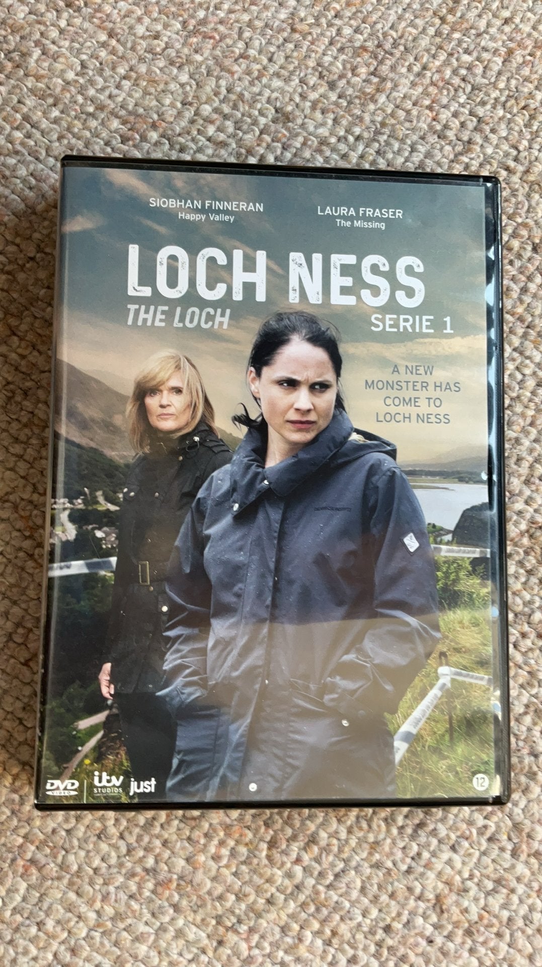 LOCH NESS Serie 1., Vanaf 12 jaar, Ophalen of Verzenden, Zo goed als nieuw, Thriller