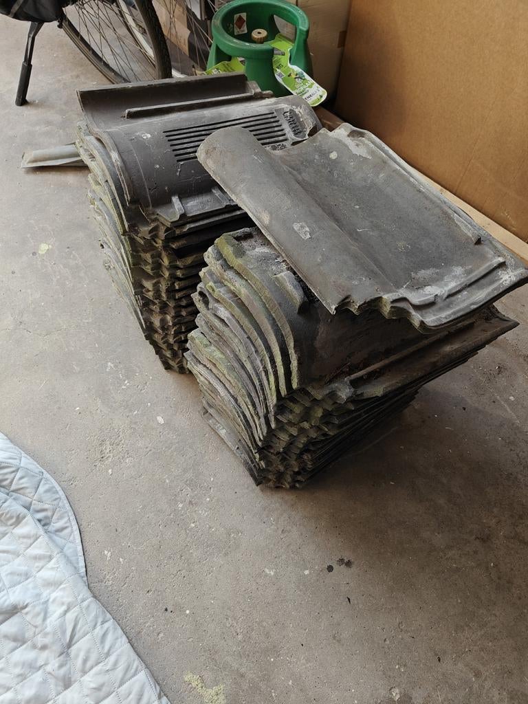 Verbeterde Hollandse dakpannen Van Oordt - 30 stuks, Doe-het-zelf en Verbouw, Dakpannen en Dakbedekking, Gebruikt, Dakpannen, Steen of Klei