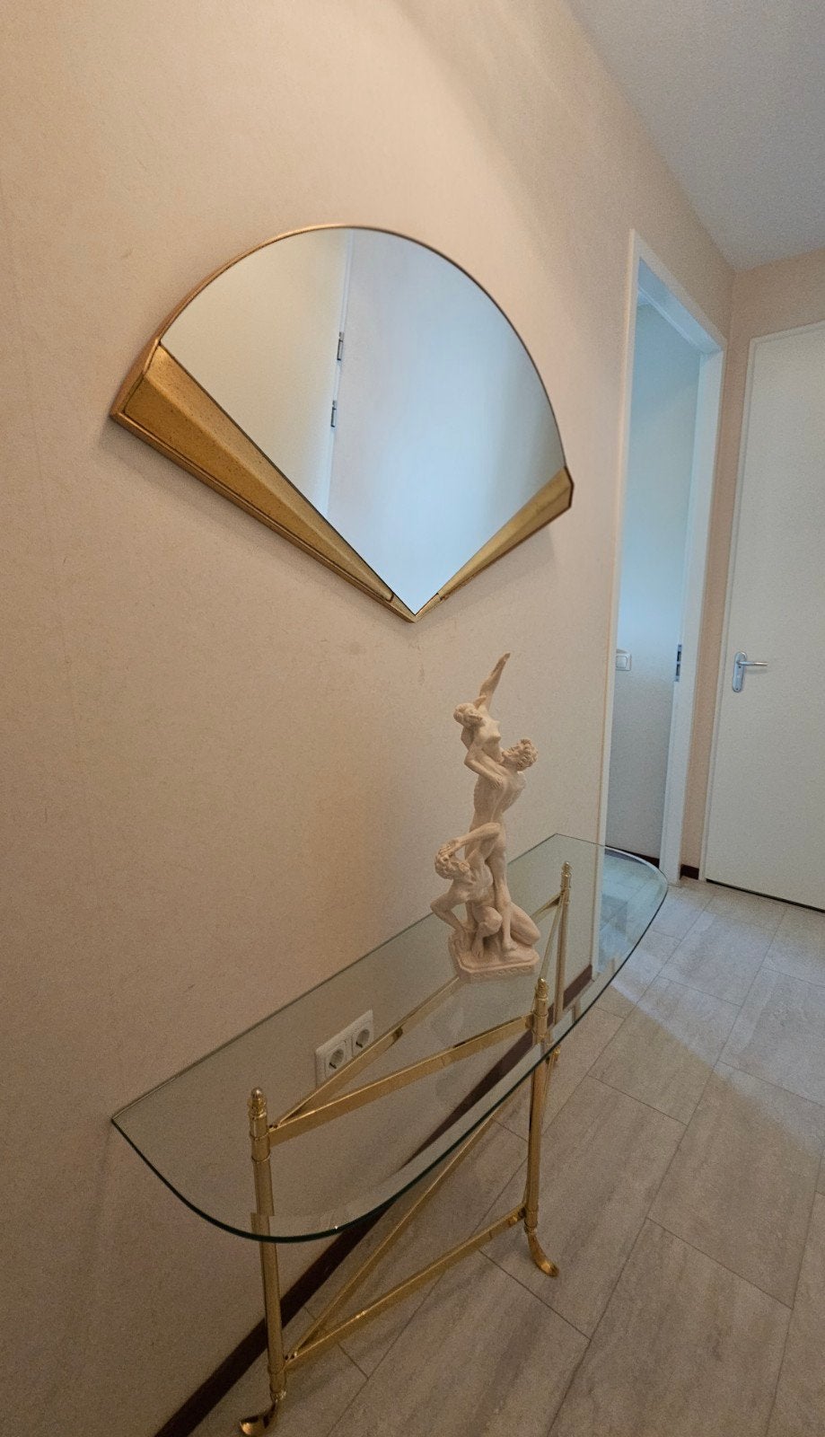 Sierlijke grote sidetable glazen blad en gouden rek tijdloos, Ophalen, Zo goed als nieuw, Rechthoekig, Minder dan 100 cm