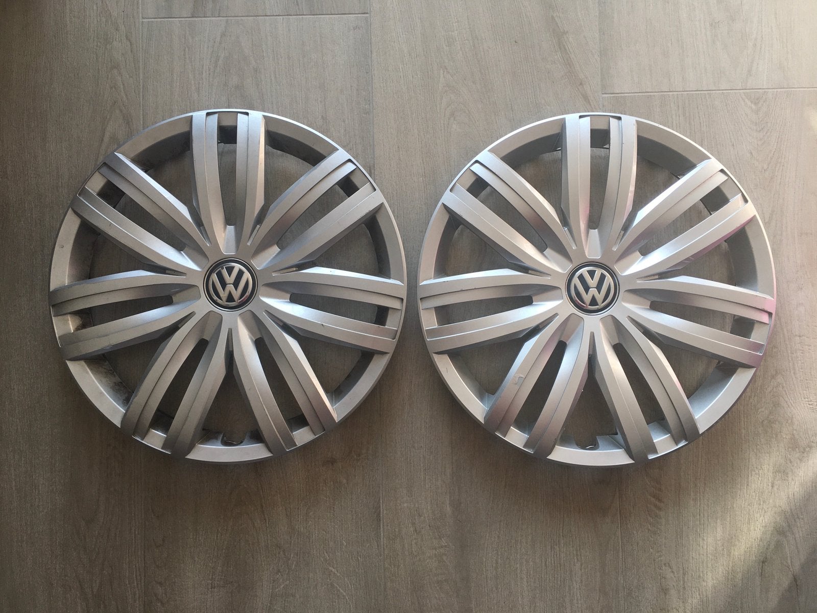 2 wieldoppen Volkswagen VW Caddy 16 inch, Ophalen of Verzenden, Gebruikt