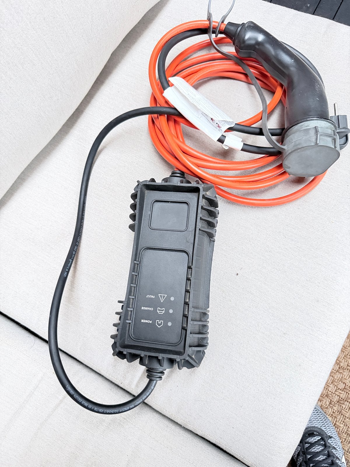 Thuislader elektrische auto - Aptiv mopar 1.8 kW, Ophalen of Verzenden, Zo goed als nieuw, Laadkabel