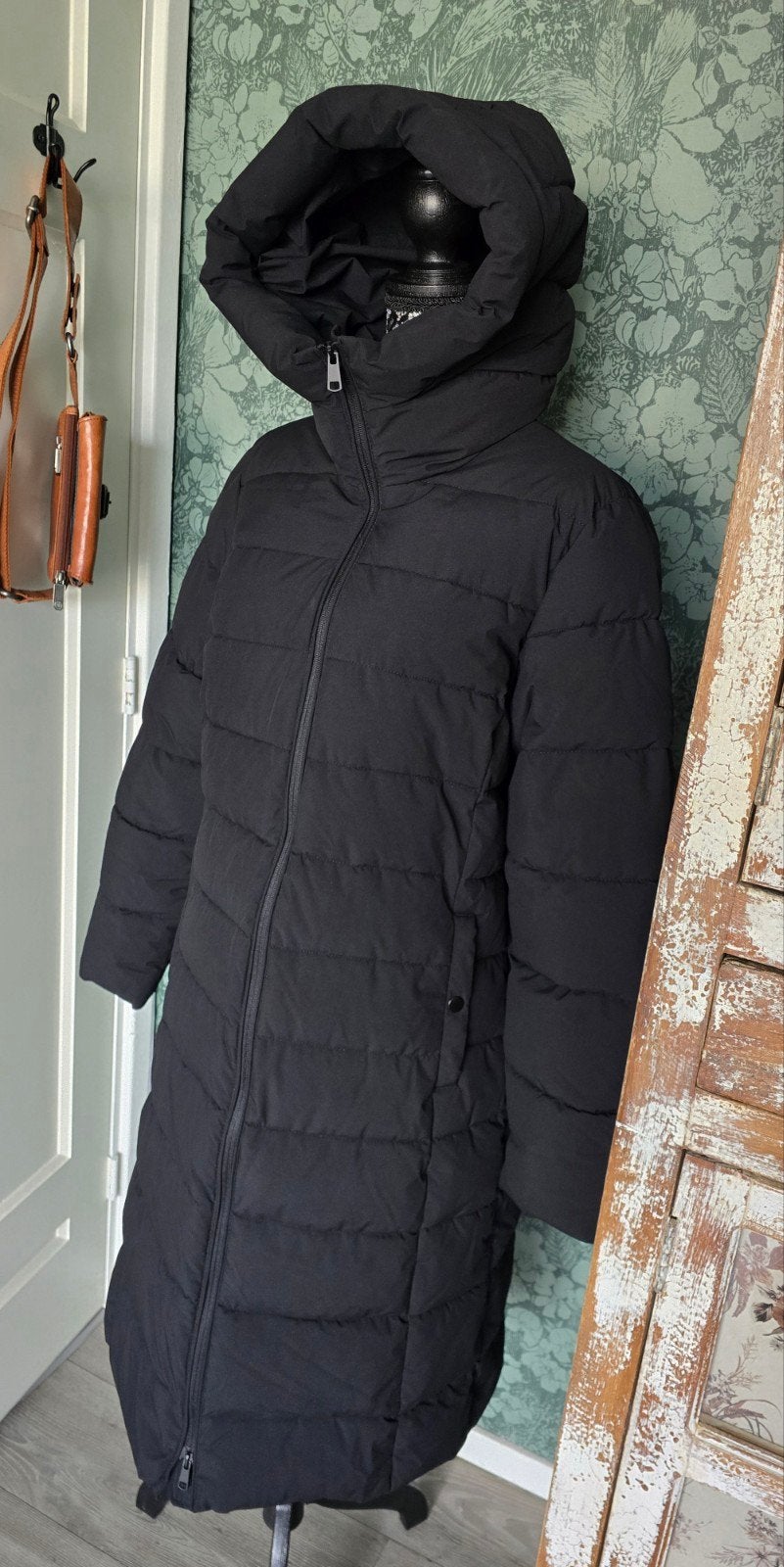 **NIEUW** MAURA WINTERJAS - 36/38 - INFO ZIE ADVERTENTIE, Kleding | Dames, Jassen | Winter, Maat 38/40 (M), Verzenden, Zwart, Nieuw
