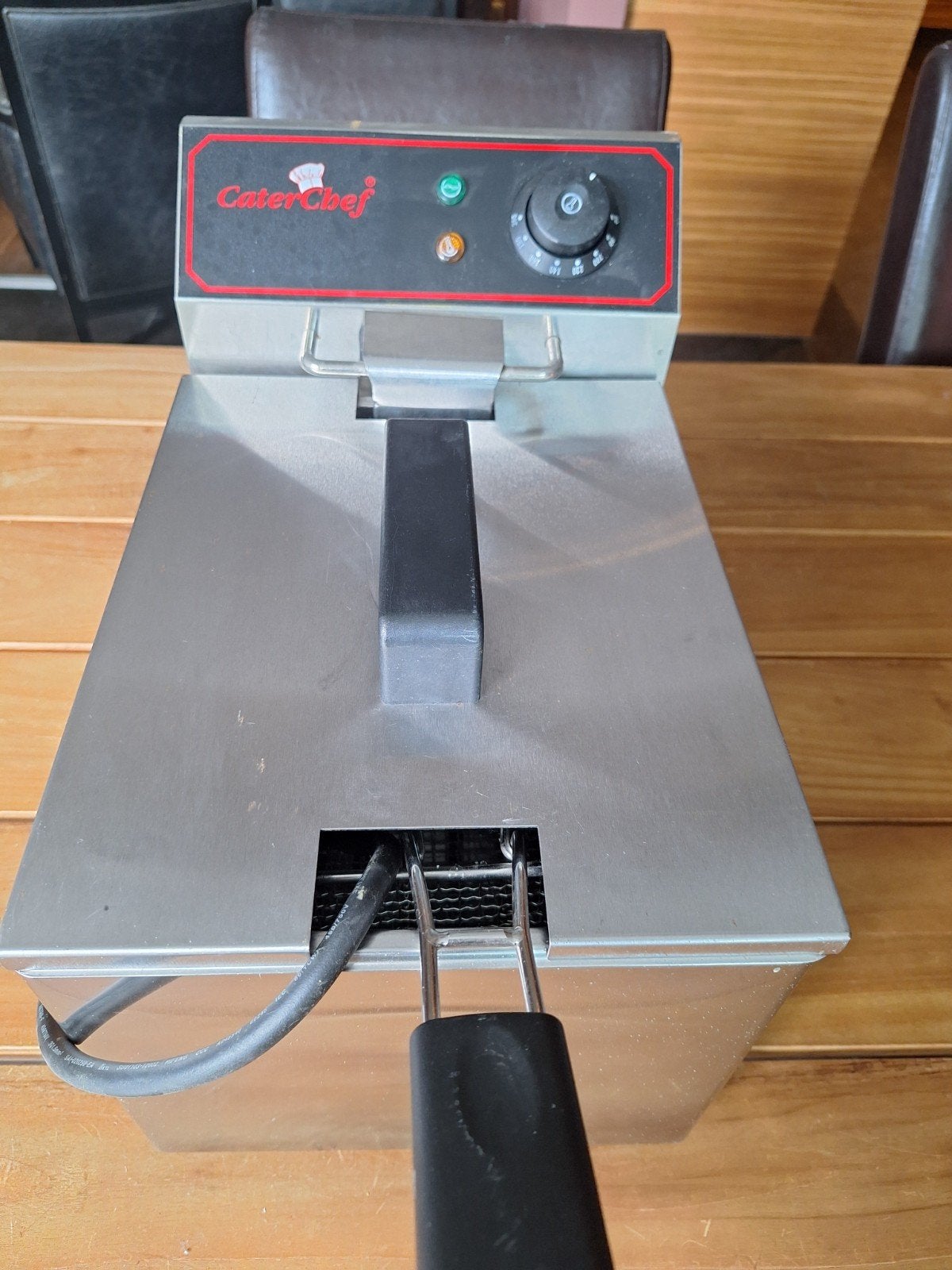 CaterChef Friteuse - Professionele Frituurpan, 4 liter of meer, Ophalen of Verzenden, Gebruikt, Uitneembare binnenpan