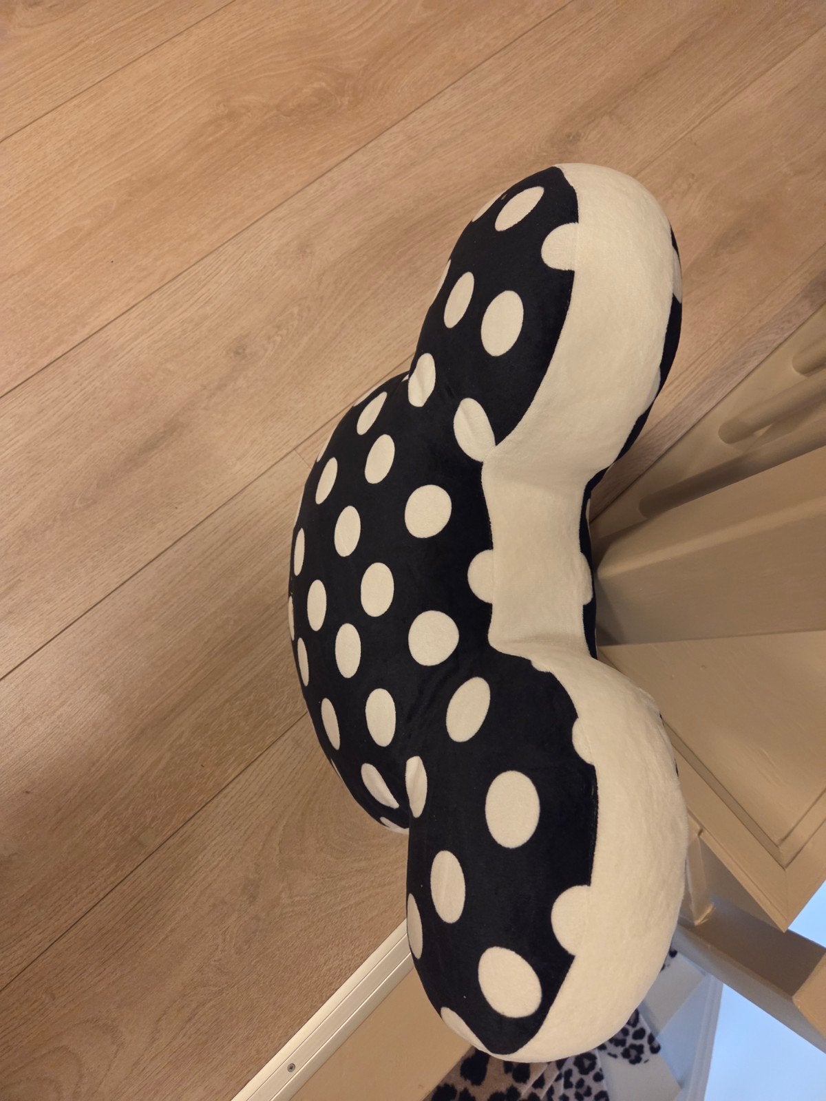 Minnie mouse kussen en hanglampje, Ophalen, Massagestoel of Kussen