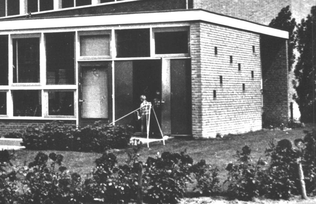 700357 Sluiskil Z jr 60 70 Kleuterschool Wederopbouw, Verzamelen, Ansichtkaarten | Nederland, Ophalen of Verzenden, 1960 tot 1980