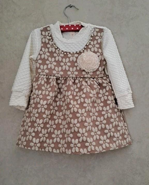 Nieuw baby jurkje -maat 74, Ophalen of Verzenden, Nieuw, Meisje, Jurkje of Rokje