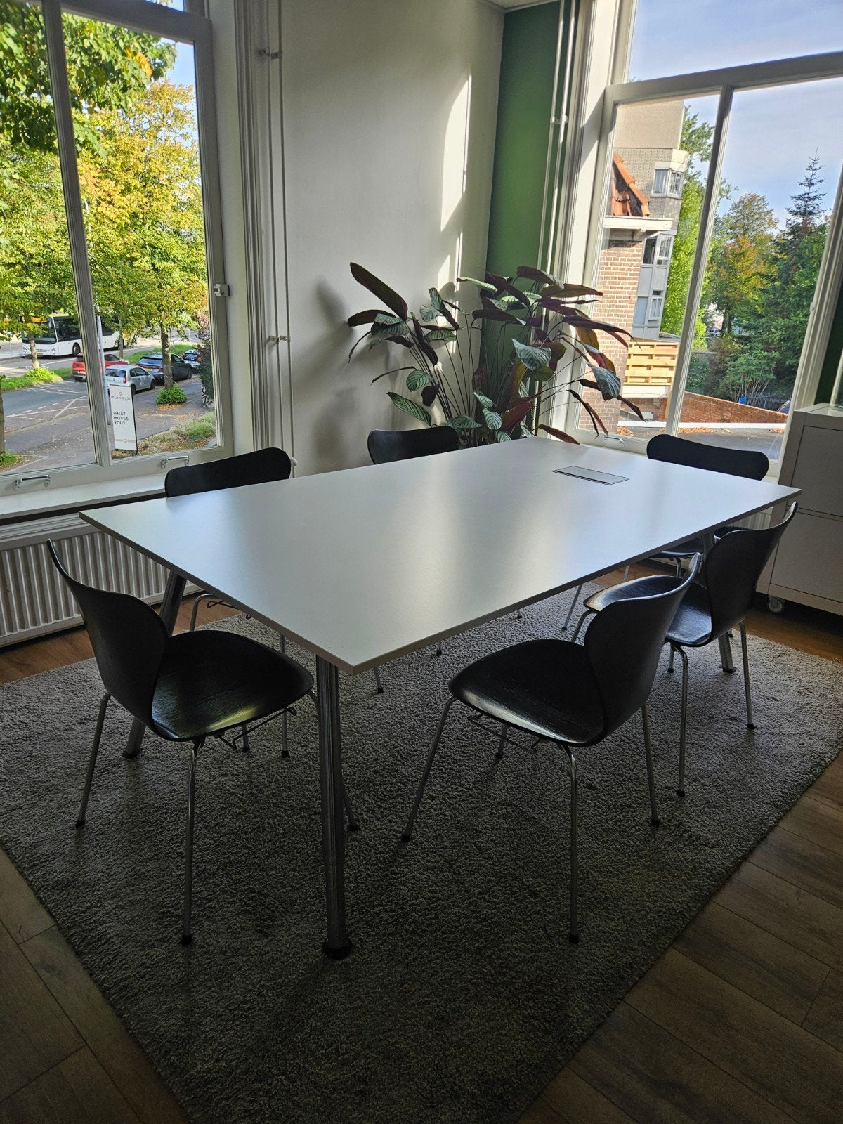 Bureau Ikea Galant, Ophalen, In hoogte verstelbaar
