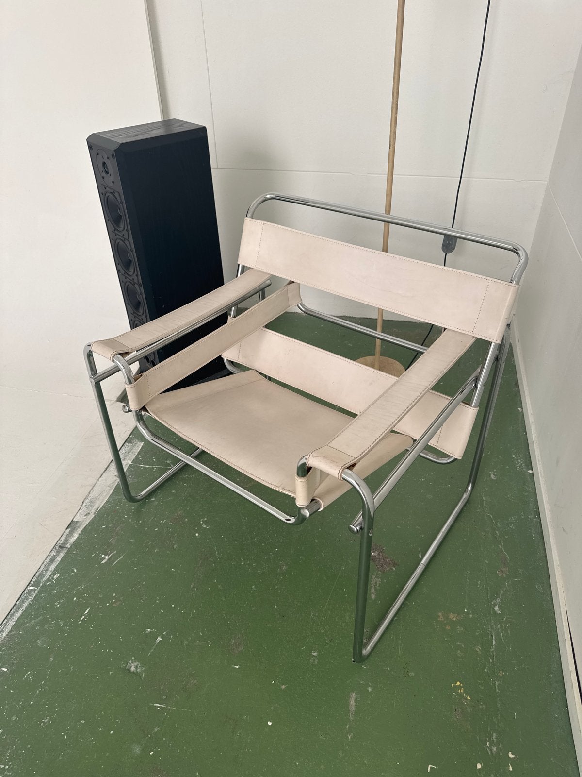 Wassily replica, Huis en Inrichting, Stoelen, Ophalen, Gebruikt, Overige kleuren, Leer