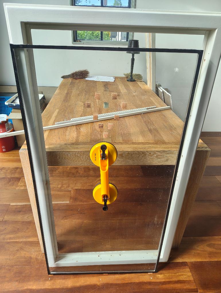 Houten raamkozijn met dubbel glas, Gebruikt, Raamkozijn, Inclusief glas, 75 tot 150 cm