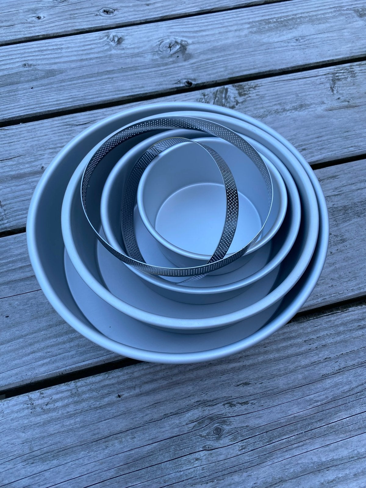 Bakvormen set - 4 ronde bakvormen en 2 taartringen, Huis en Inrichting, Keuken | Keukenbenodigdheden, Overige typen, Zilver, Ophalen of Verzenden
