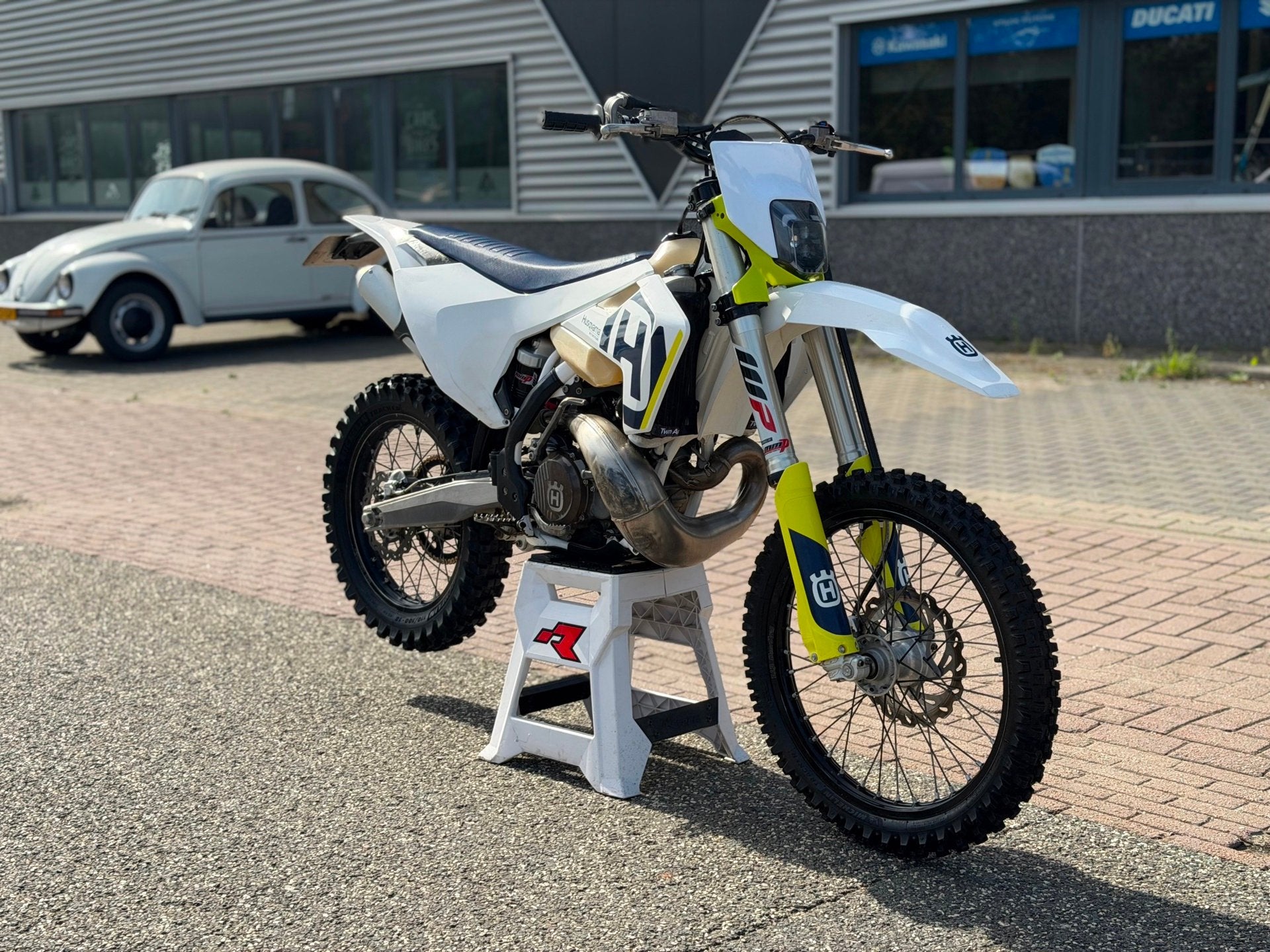 Husqvarna Enduro TE 300i 2 takt 2019 model Injectie, 293 cc, Husqvarna, Enduro, 11 kW of minder