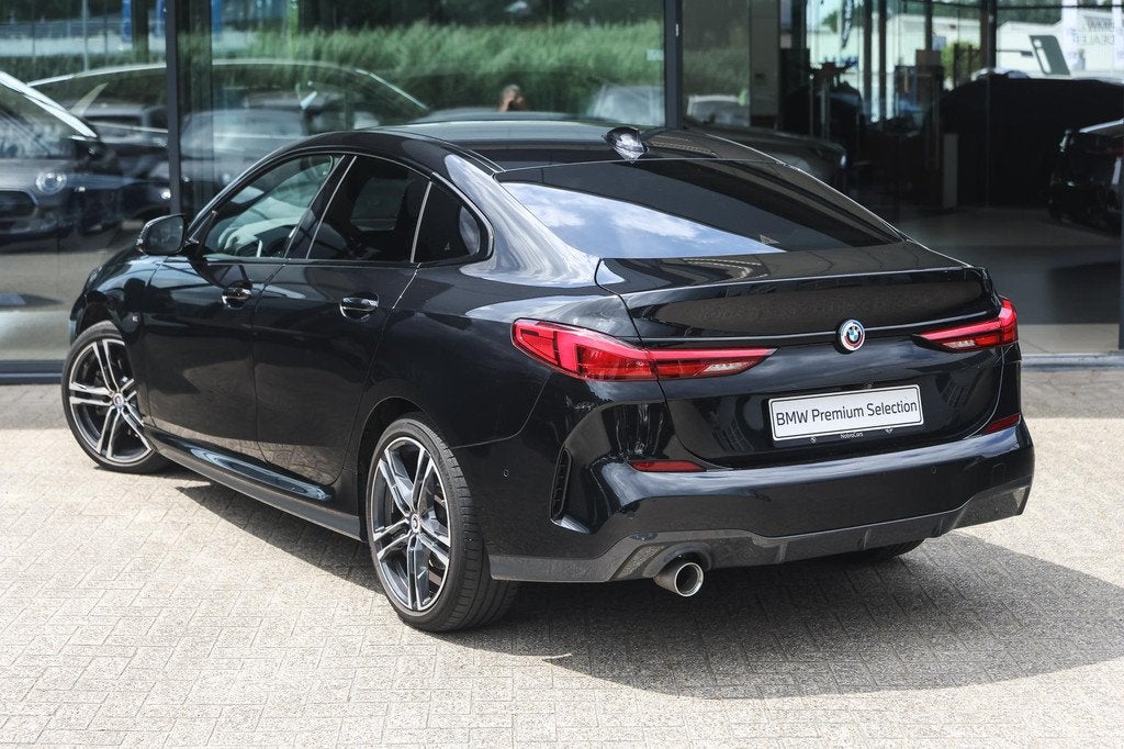 BMW 2 Serie Gran Coupé 218i Executive M Sport Automaat / M, Auto's, BMW, 136 pk, Gebruikt, 1350 kg, Met garantie (alle)