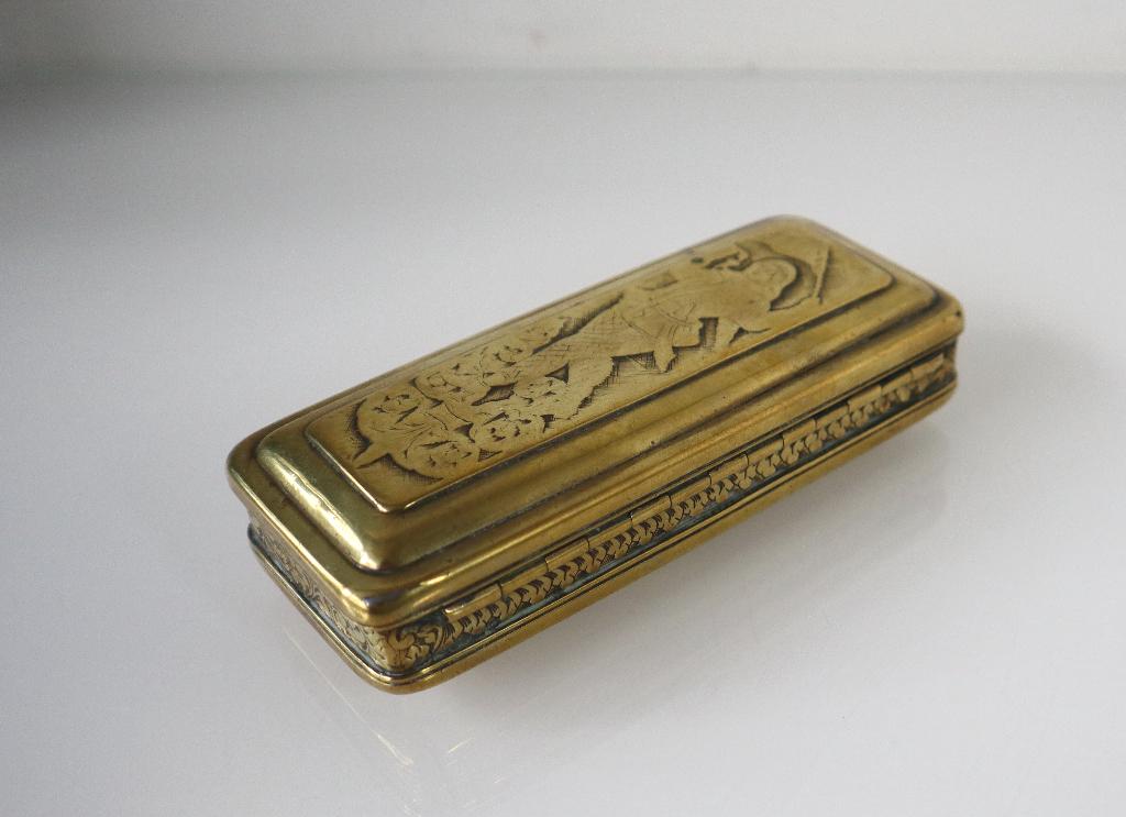 Antieke koperen tabaksdoos, Ophalen of Verzenden, Koper