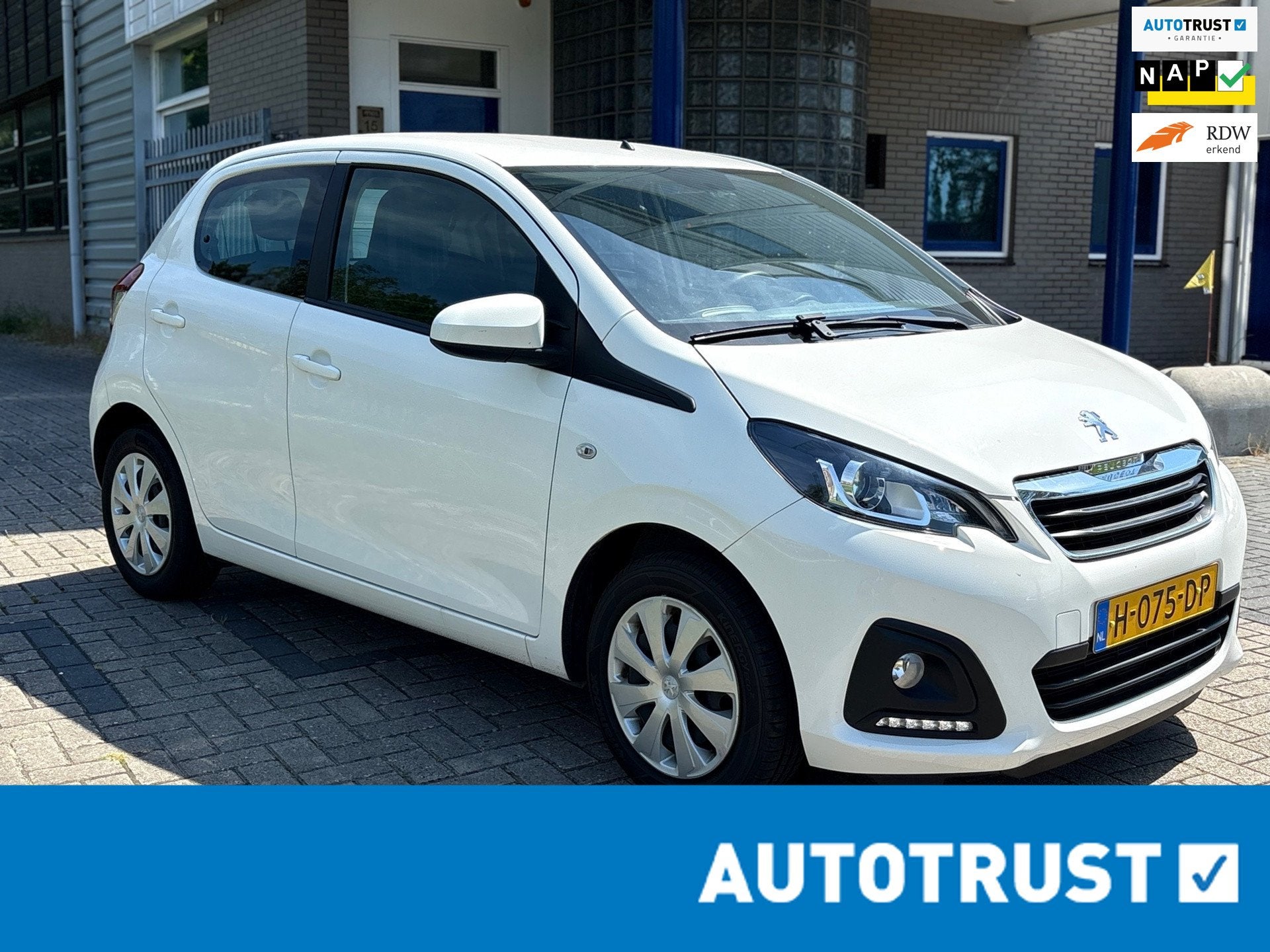 Peugeot 108 1.0 e-VTi Active/Airco/APK/NL/Dealer auto, Auto's, Peugeot, Stof, 4 stoelen, Wit, Origineel Nederlands