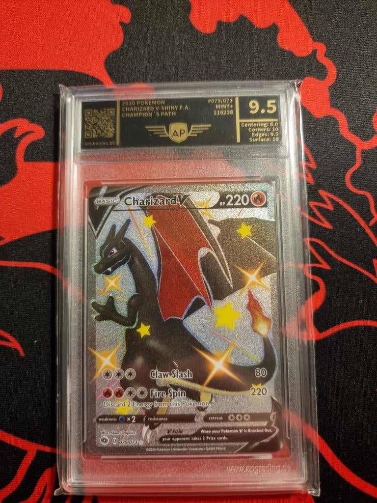 Charizard v champions path ap9.5 mint+, Ophalen of Verzenden, Nieuw