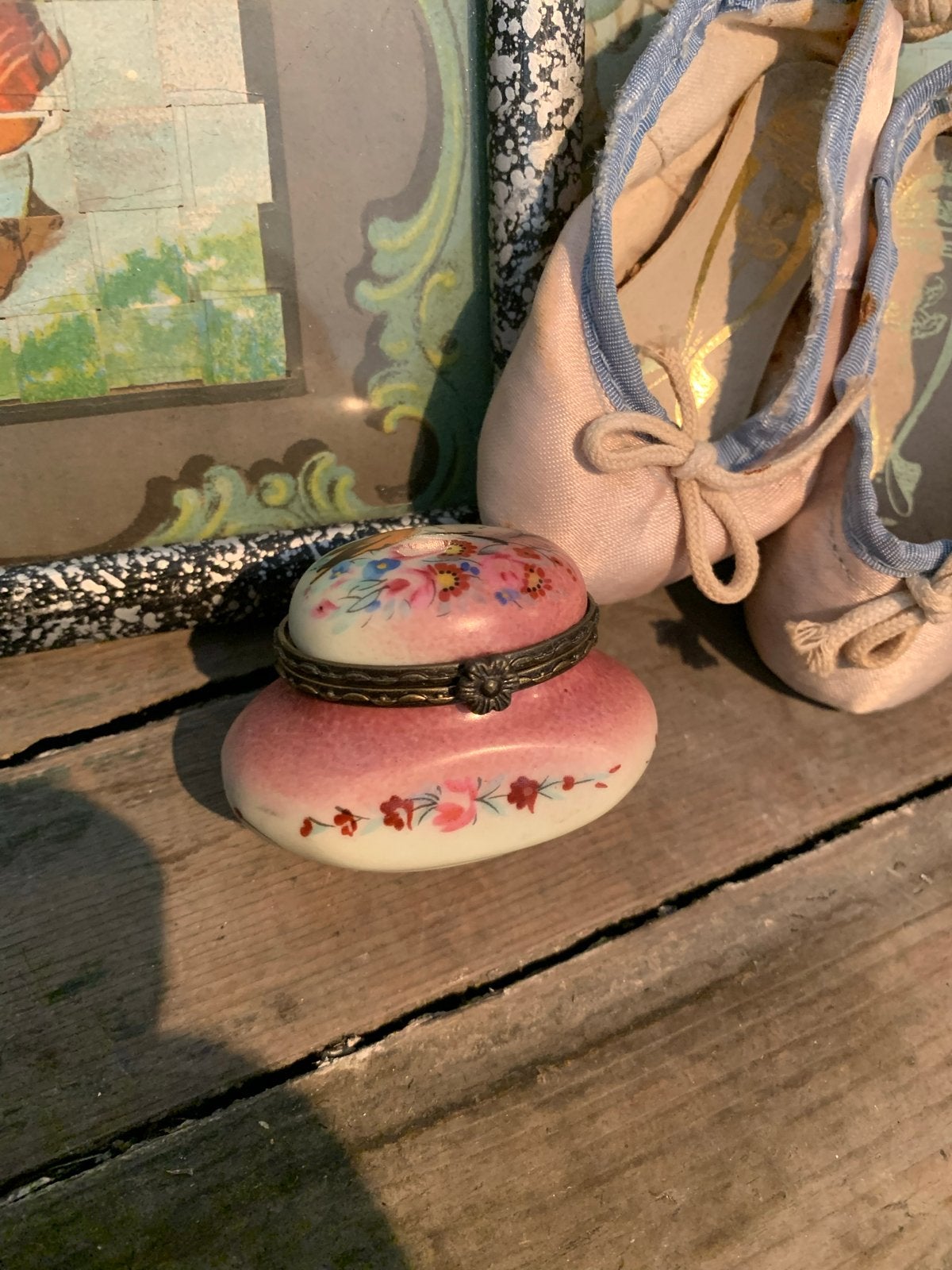 Oud pillendoosje met vogeldecoratie en ormolu, Ophalen of Verzenden