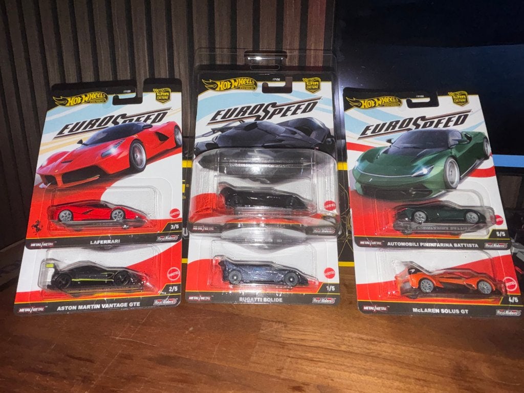Hot Wheels Eurospeed plus extra's (kleine collectie), Ophalen, Zo goed als nieuw