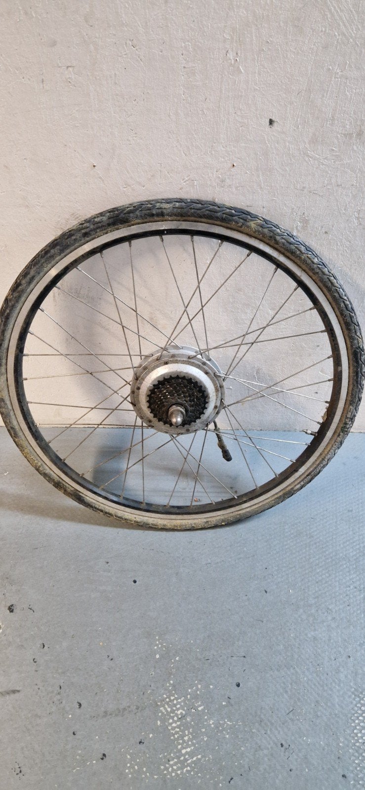 28 inch Sparta/Batavus achterwiell met motor, Gebruikt, Ophalen of Verzenden, Sparta/Batavus, Elektrische fiets