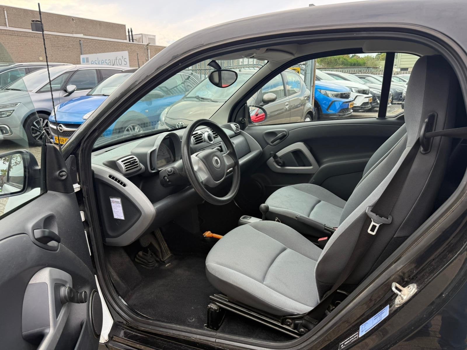 Smart Fortwo coupé 1.0 Pure Automaat, NAP Nette auto, Gebruikt, 18 €/maand, 61 pk, Wit