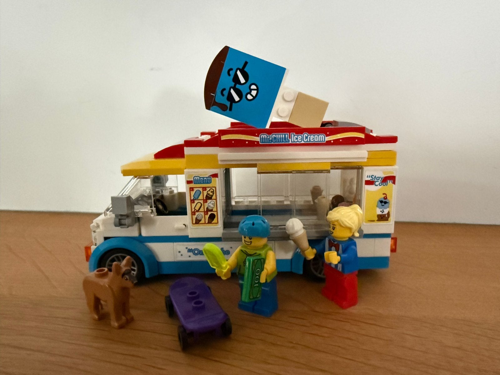 LEGO City IJscowagen 60253 met minifiguren en boekjes, Ophalen, Zo goed als nieuw, Overige merken