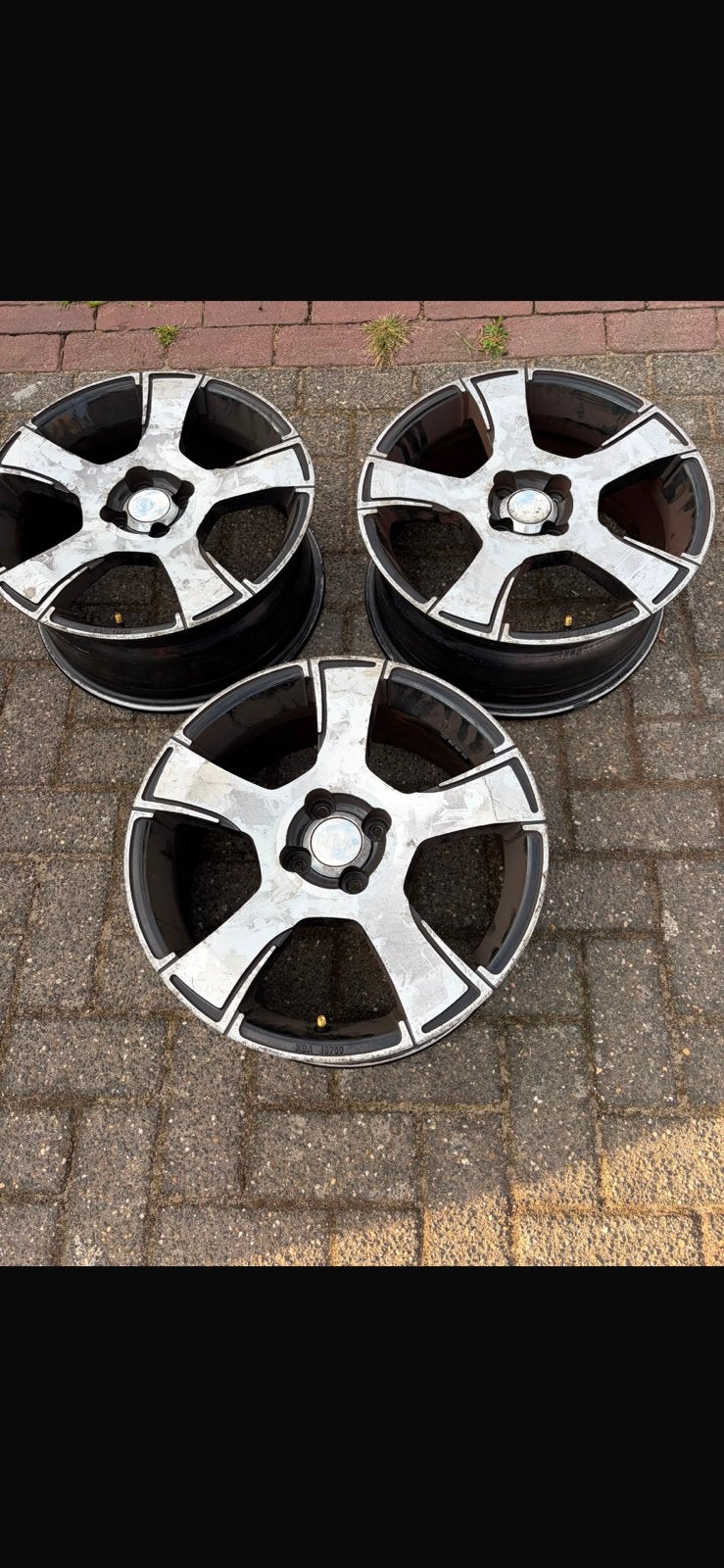 Kia phantom velgen 3 stuks, Auto diversen, Wieldoppen, Ophalen, Gebruikt