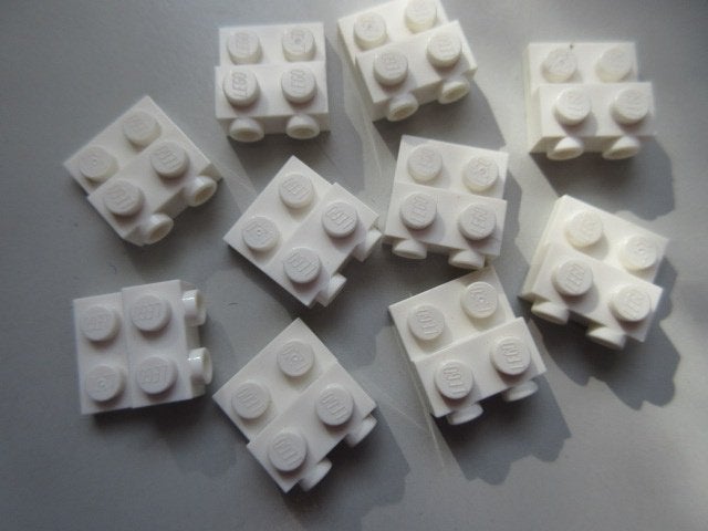 nr. 0392, 10 Witte plaatjes met noppen aan voor- en bovenop., Ophalen of Verzenden, Zo goed als nieuw, Lego