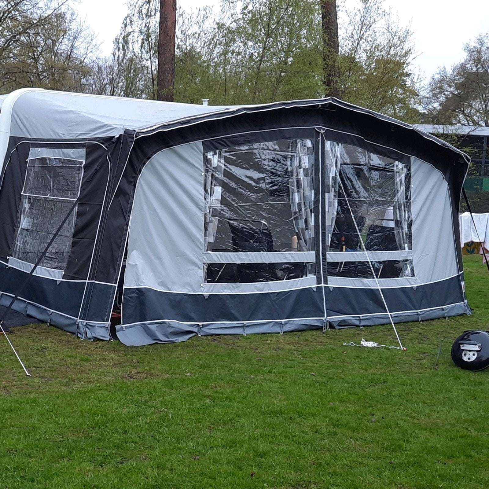 Dorema voortent maat 11 met stalen frame, Caravans en Kamperen, Voortenten en Luifels, Ophalen, Gebruikt, Ten Cate All Season 200g/m2