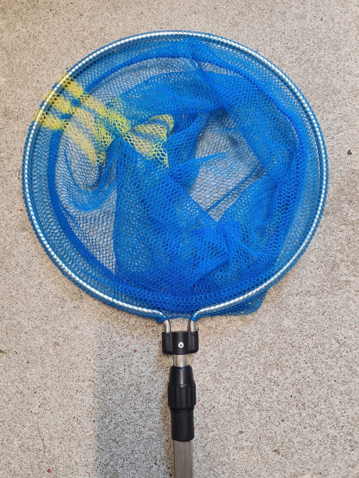 Visuitrusting: 3 hengels, molen, schepnet, viskoffe, Watersport en Boten, Ophalen of Verzenden